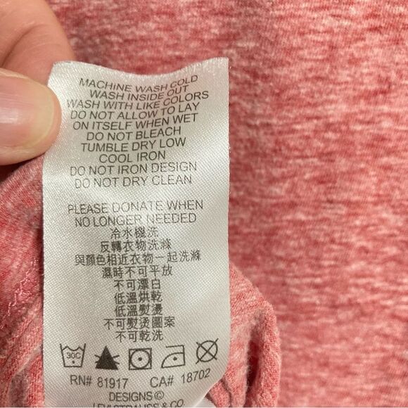 LEVI Strauss Cry baby on Skateboard Red White Black Graphic Tshirt Youth Large - Picture 12 of 12